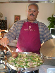 Hallo liebe Freunde, wir lassen Sie gerne mal in unseren Kochtopf schauen